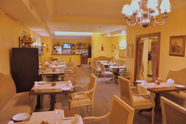 3 этаж: VIP зал / Игровая детская комната — подробнее о зале