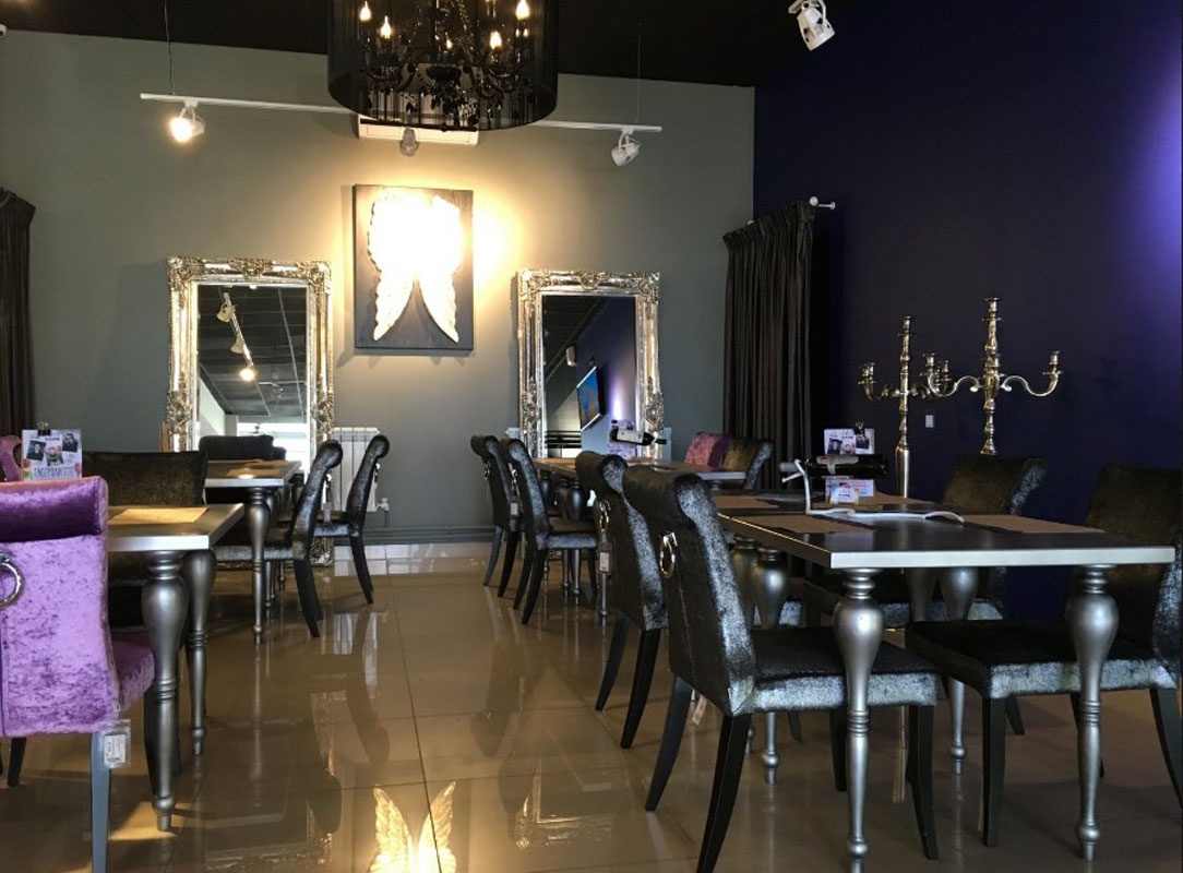 Основной зал — KARE