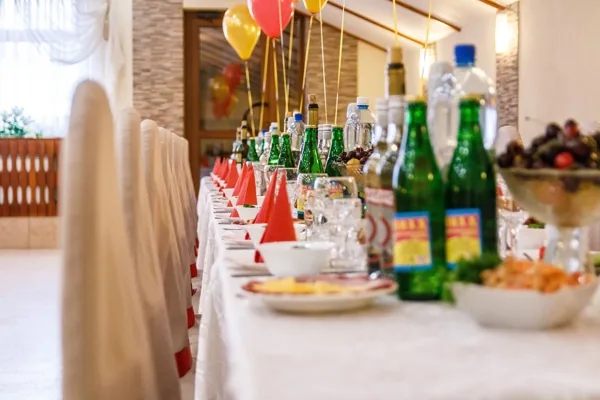 «Бежевый» зал — интерьер зала