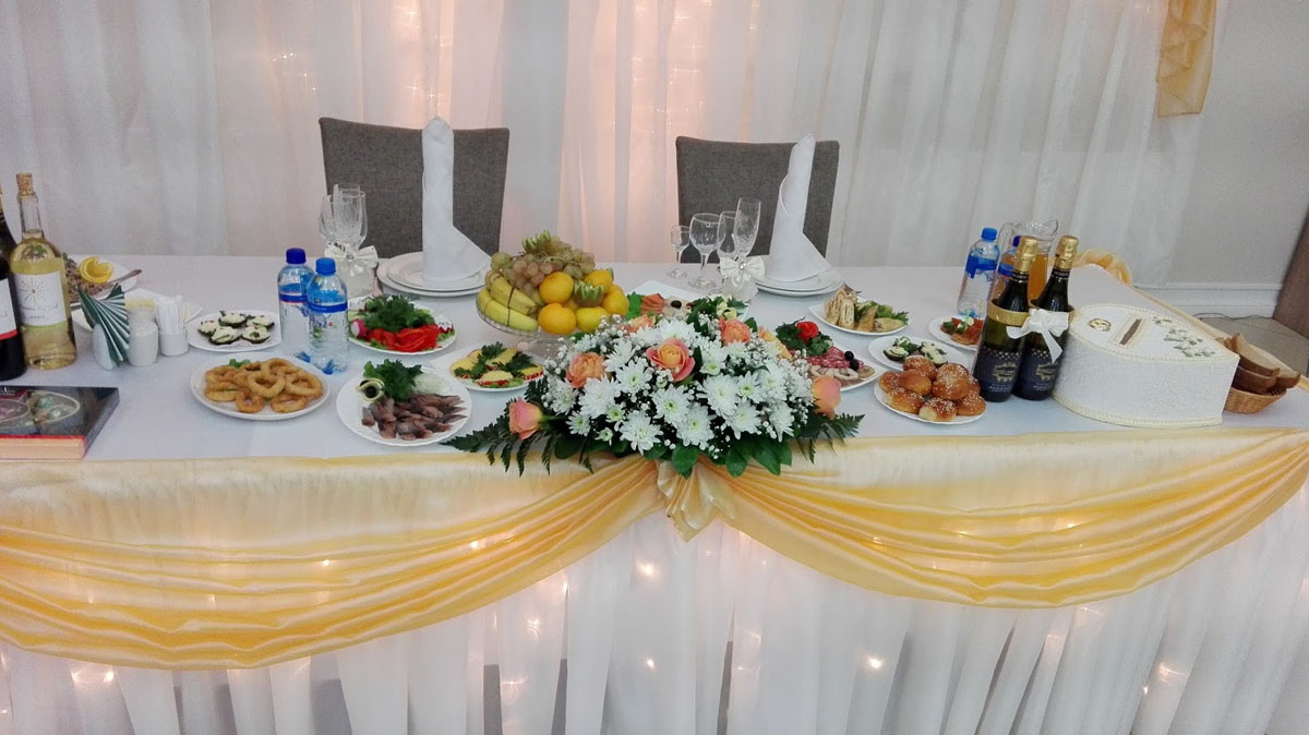 Основной зал — Екатерина