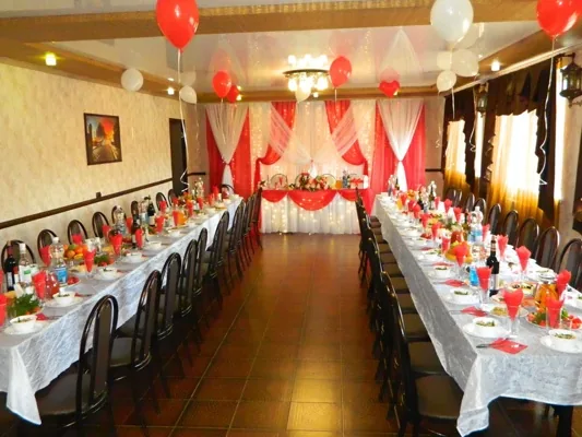 Основной зал