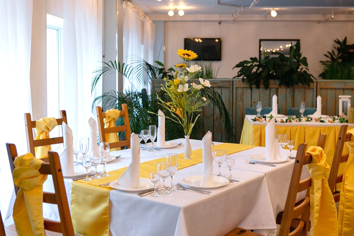 Основной зал — Ресторан Наутилус на Рижской