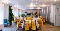 Основной зал