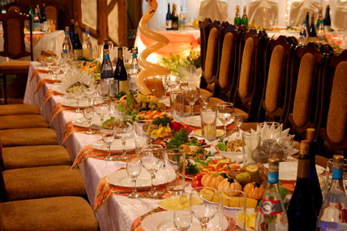 Основной зал — Самовар