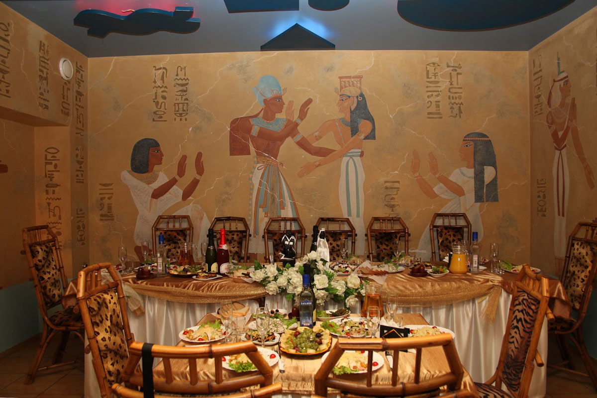 Основной зал — Cleopatra