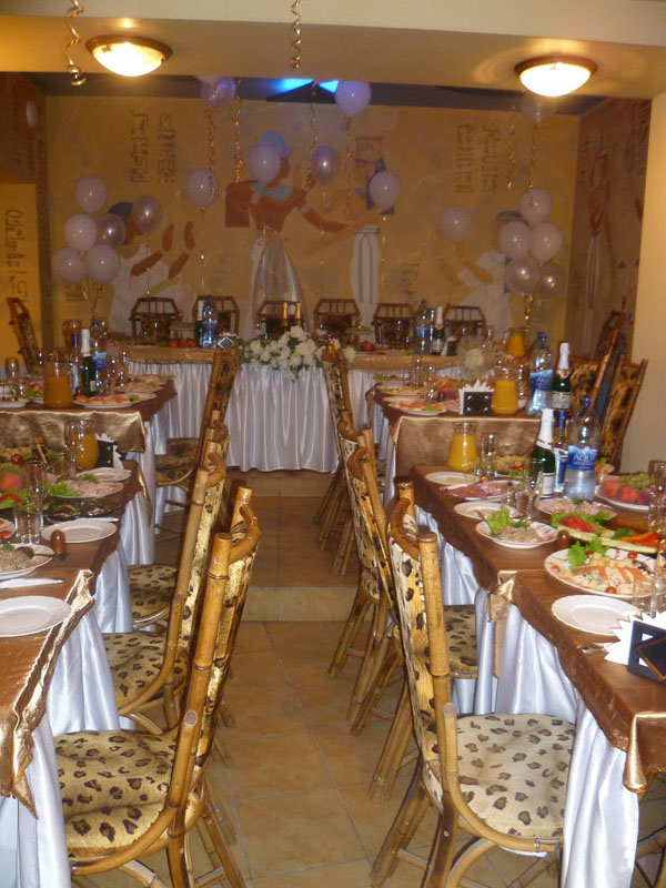 Основной зал — Cleopatra