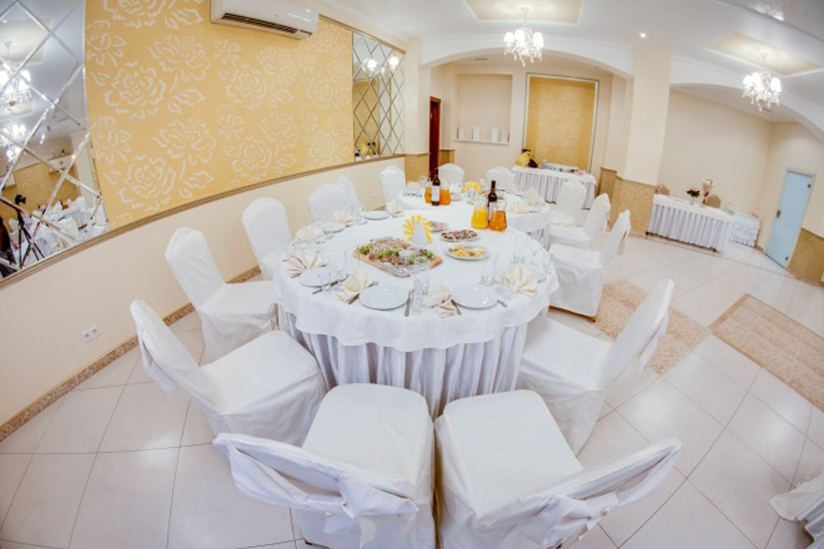Банкетный зал — Prohlada Cafe