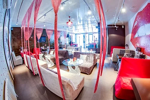 Основной зал — Prohlada Cafe