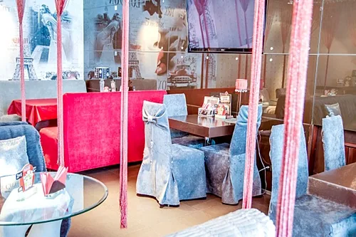 Основной зал — Prohlada Cafe, Самара