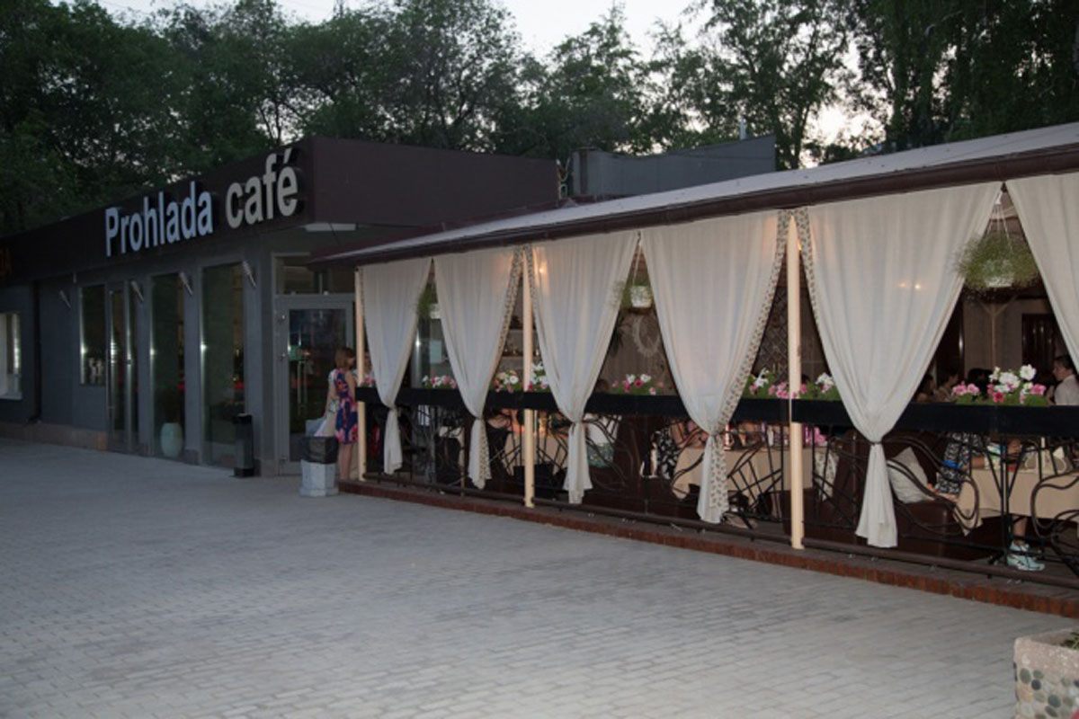 Летняя веранда — Prohlada Cafe