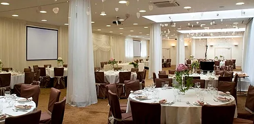 Большой банкетный зал — Гостиничный комплекс Holiday Inn