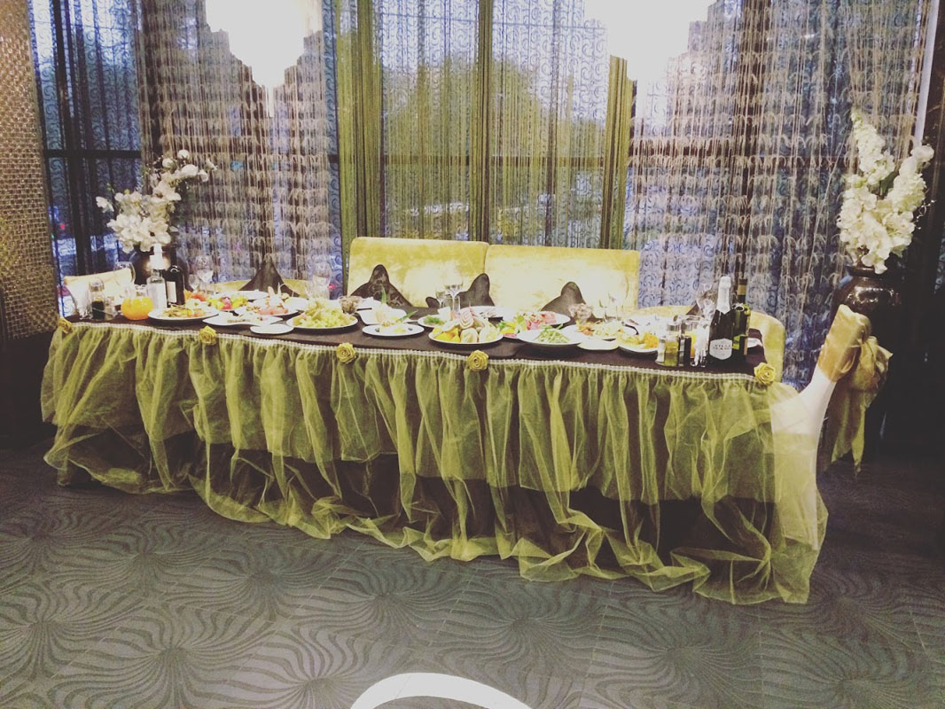 Основной зал — X&O