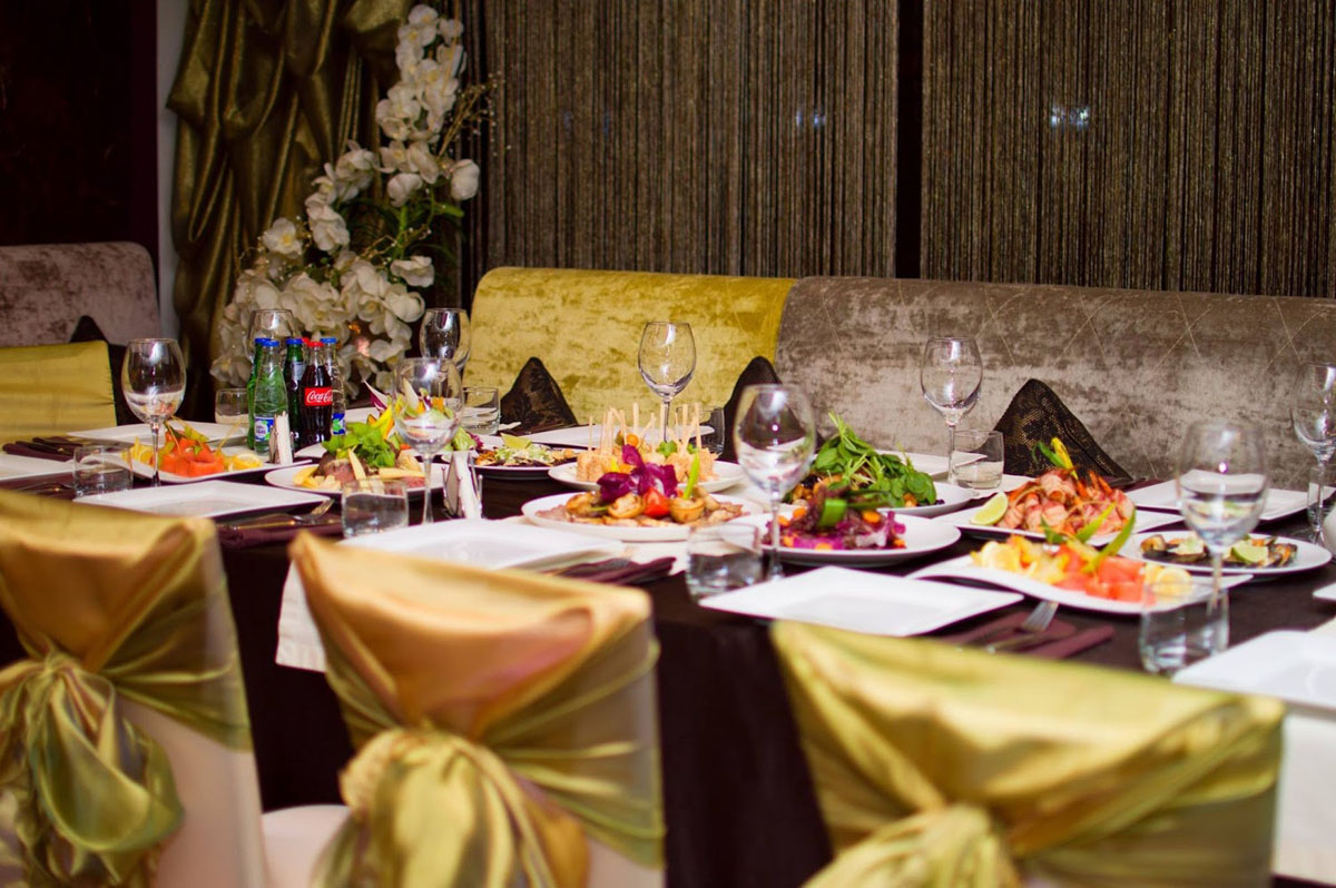 Основной зал — X&O