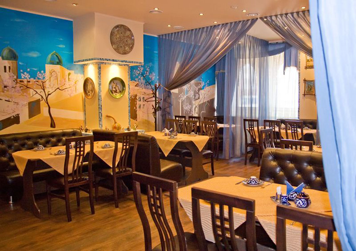 Основной зал