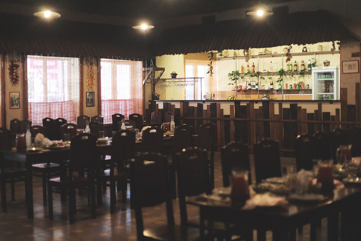 Основной зал — Сеновал