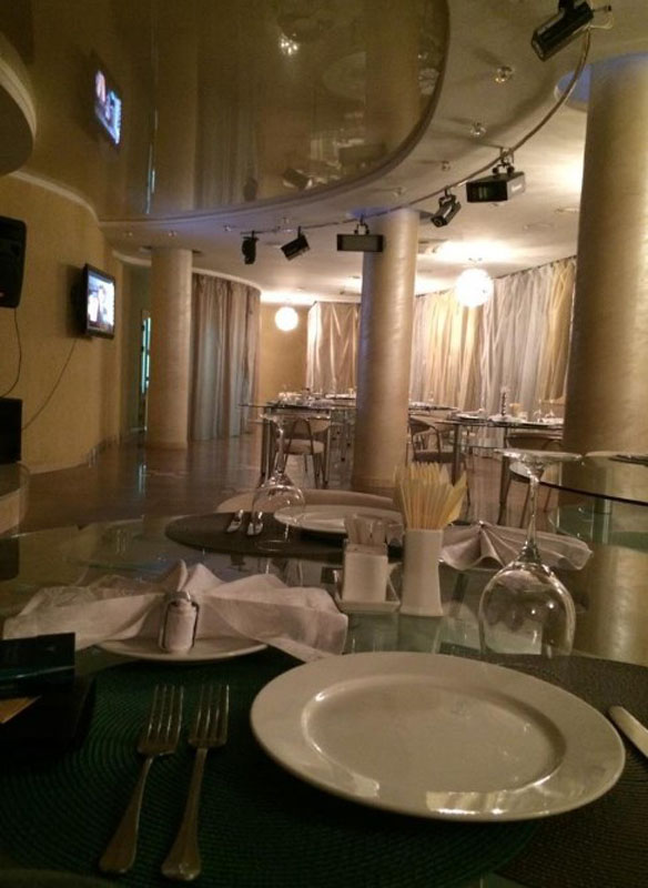 Основной зал