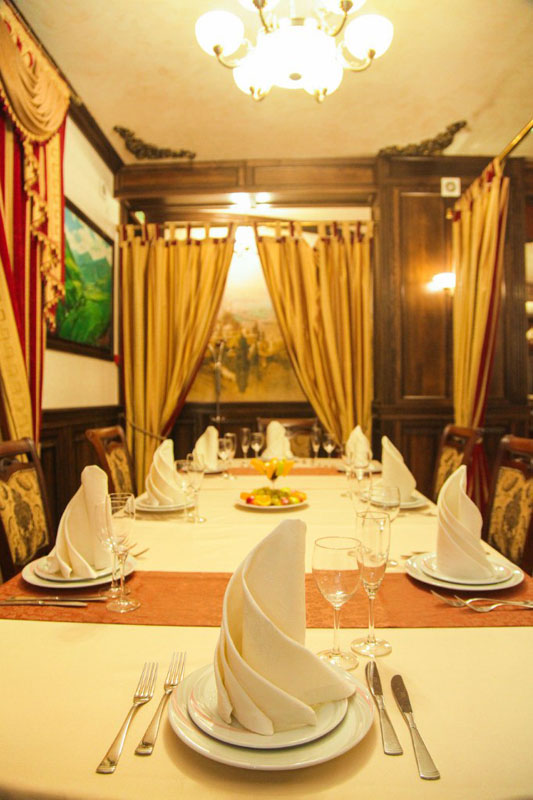 Основной зал — Casablanca