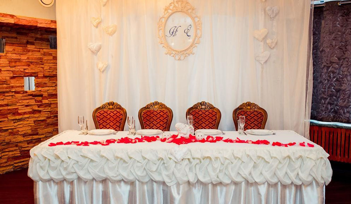 Зал на 120 человек — Джельсомино