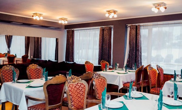 Зал на 30 человек — подробнее о зале