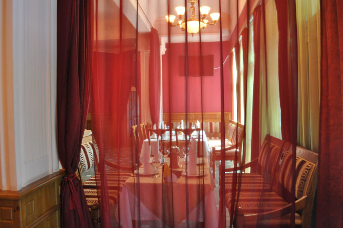 Зал на 15 человек — Лира