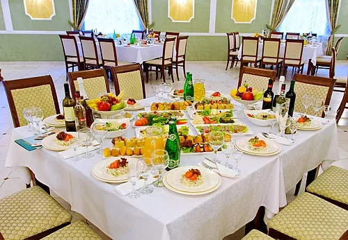 Основной зал — Ресторан при гостинице Саратовская