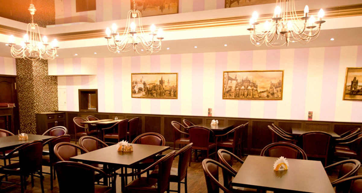 Основной зал