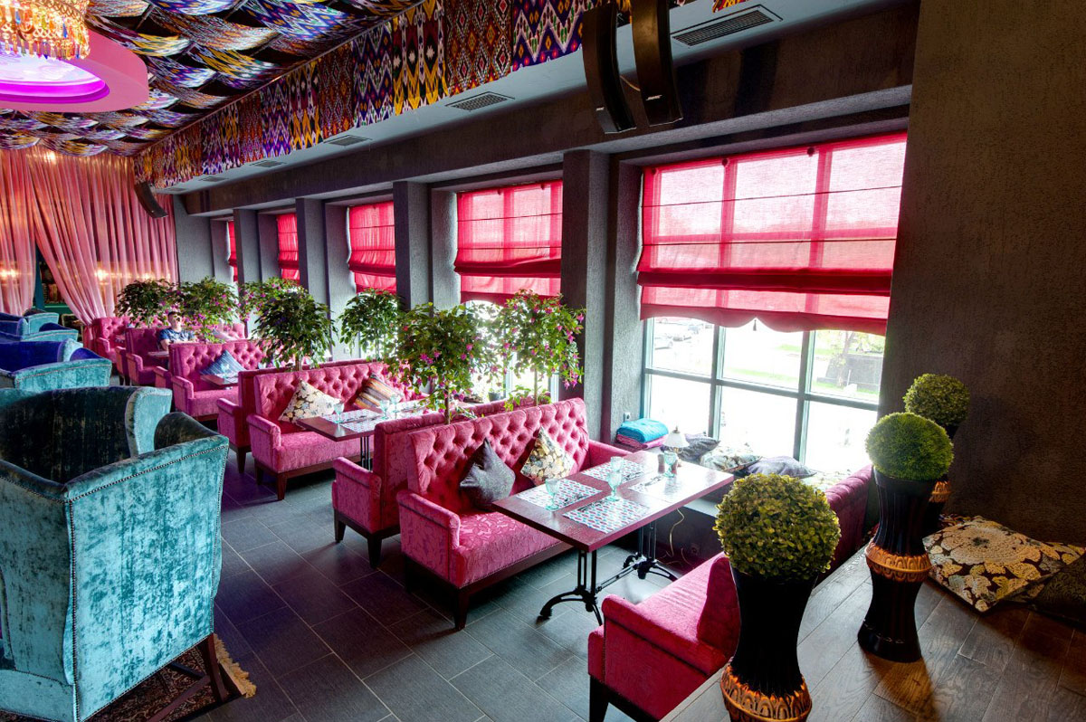 Основной зал — Чайхана Curcuma