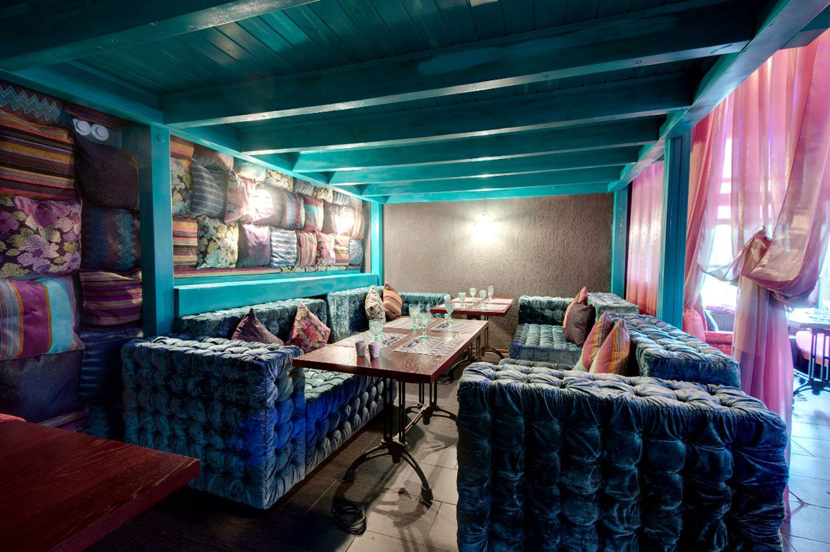 Основной зал — Чайхана Curcuma