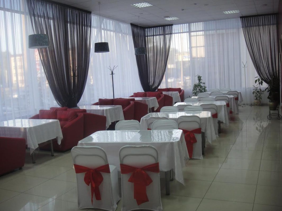 Основной зал — Кафе-ресторан Шанхайский полдень