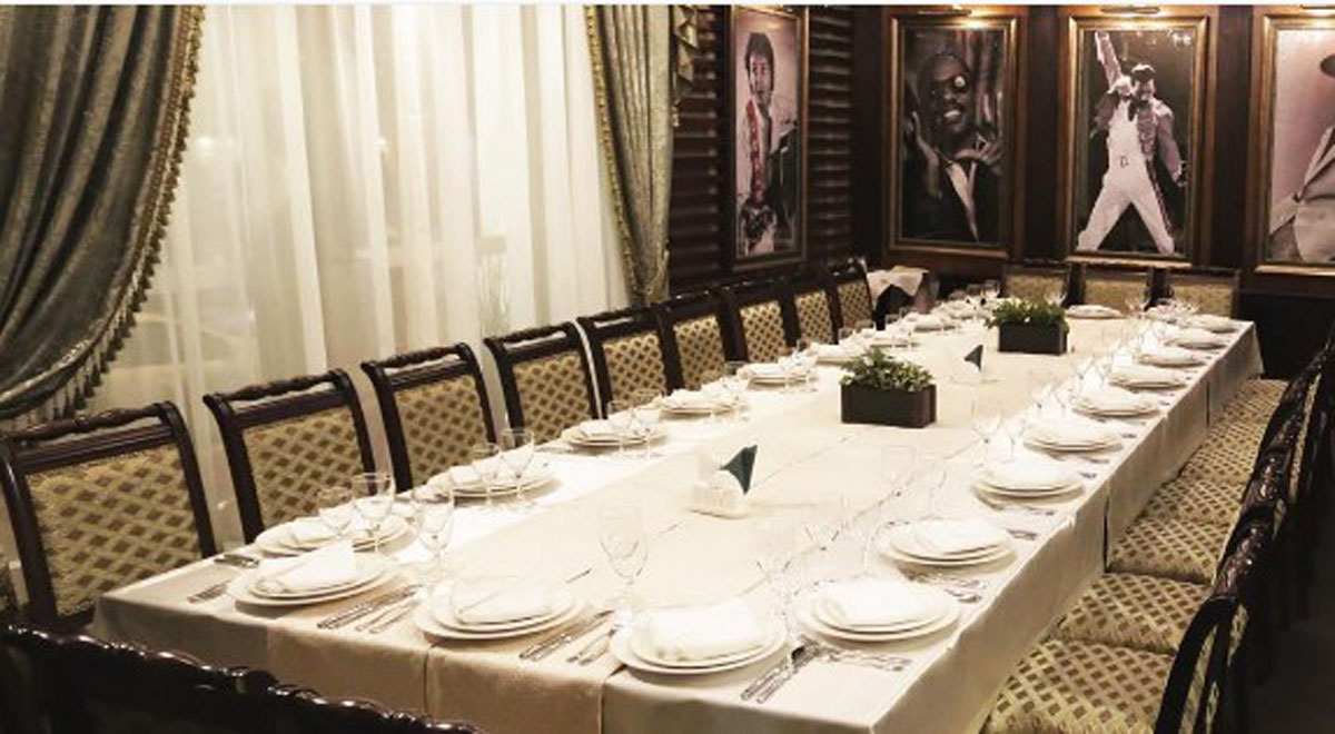 Основной зал