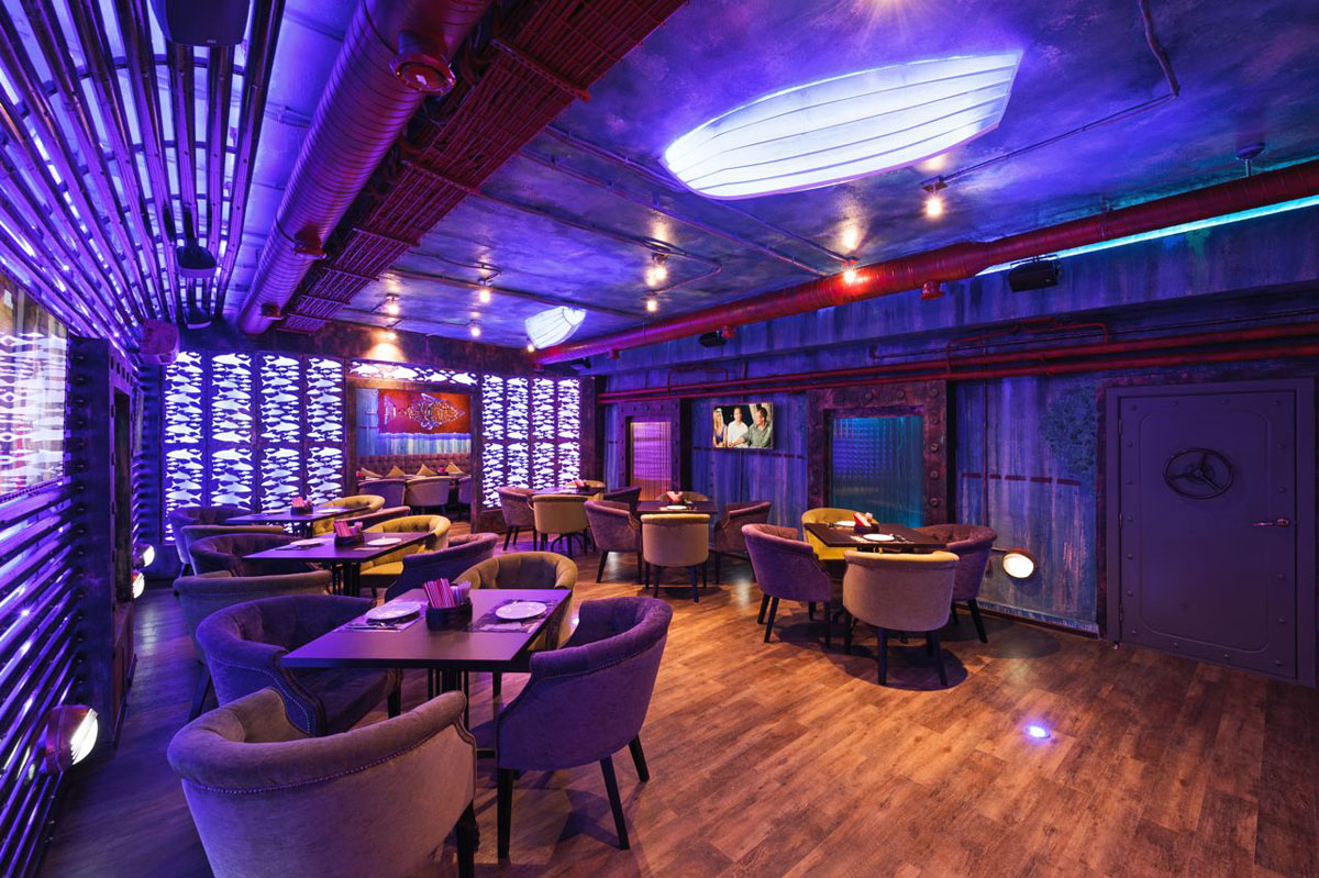 Основной зал — Поющая Селедка