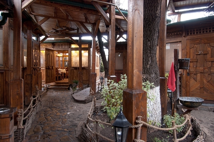 1 — Сим-сим на Баррикадной