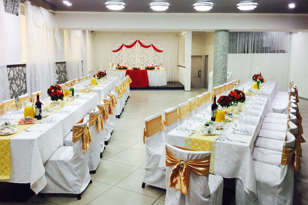 Большой банкетный зал — Загородный комплекс Форсаж