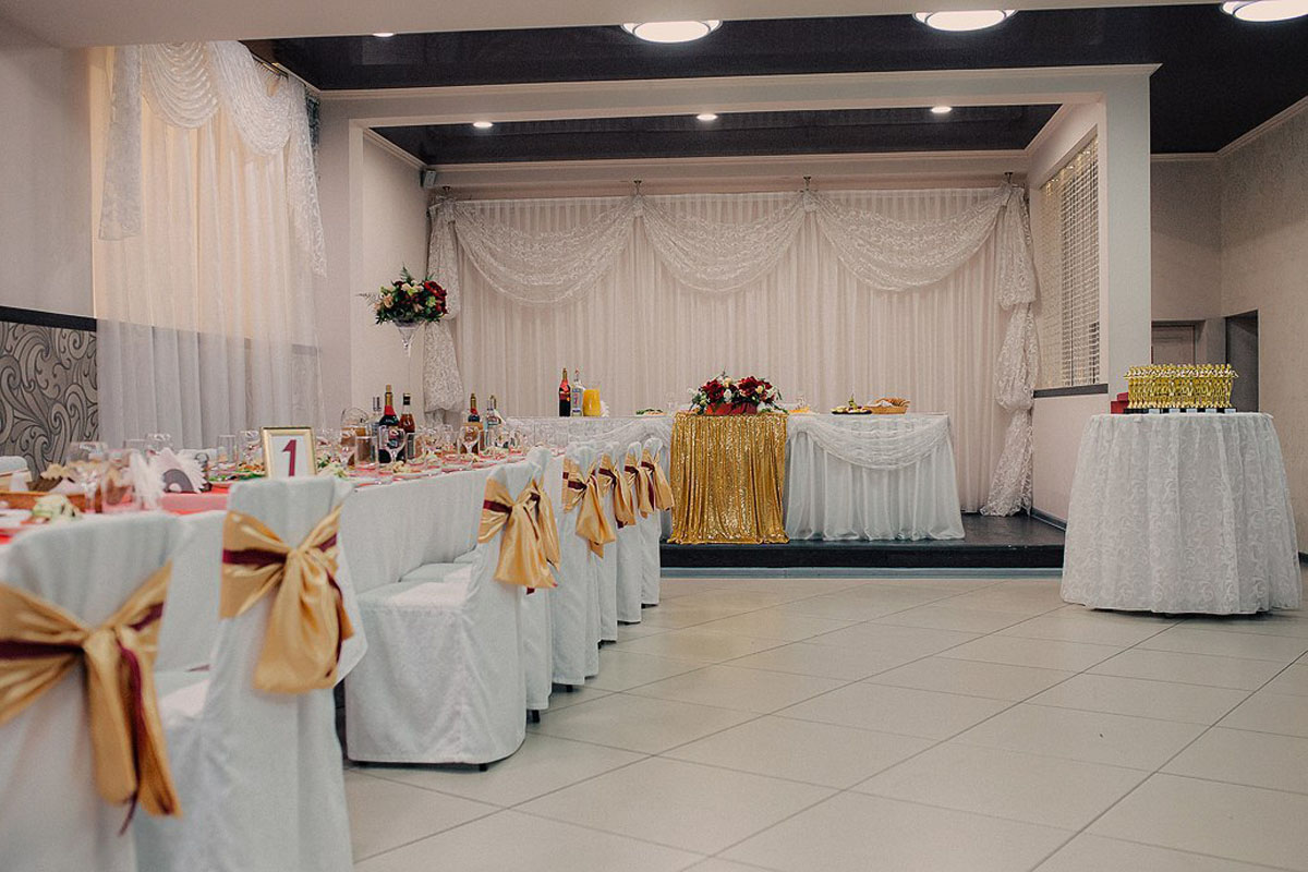 Большой банкетный зал Большой банкетный зал — фото 9