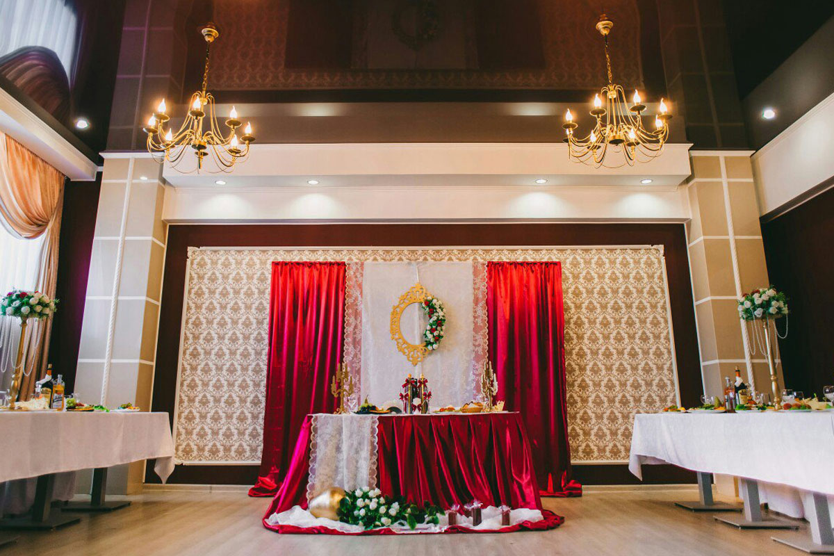 Малый банкетный зал — Загородный комплекс Форсаж