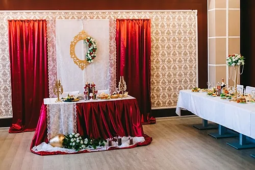 Малый банкетный зал — Загородный комплекс Форсаж, Барнаул