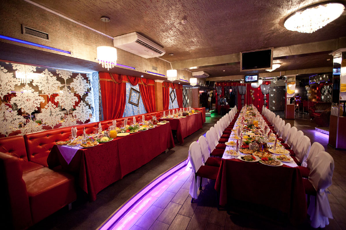 Основной зал — Флюгер