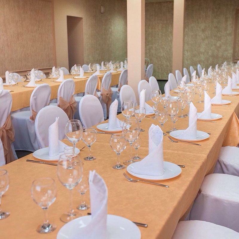 Основной зал — Абрикос