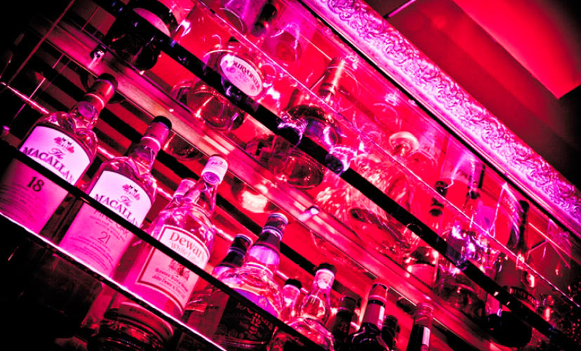 караоке — Караоке-клуб Point Rouge