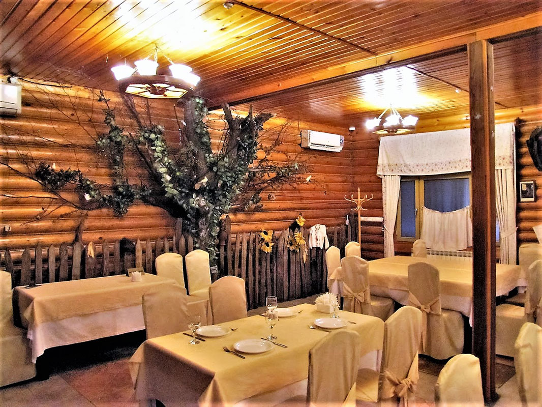 Основной зал — Олеся