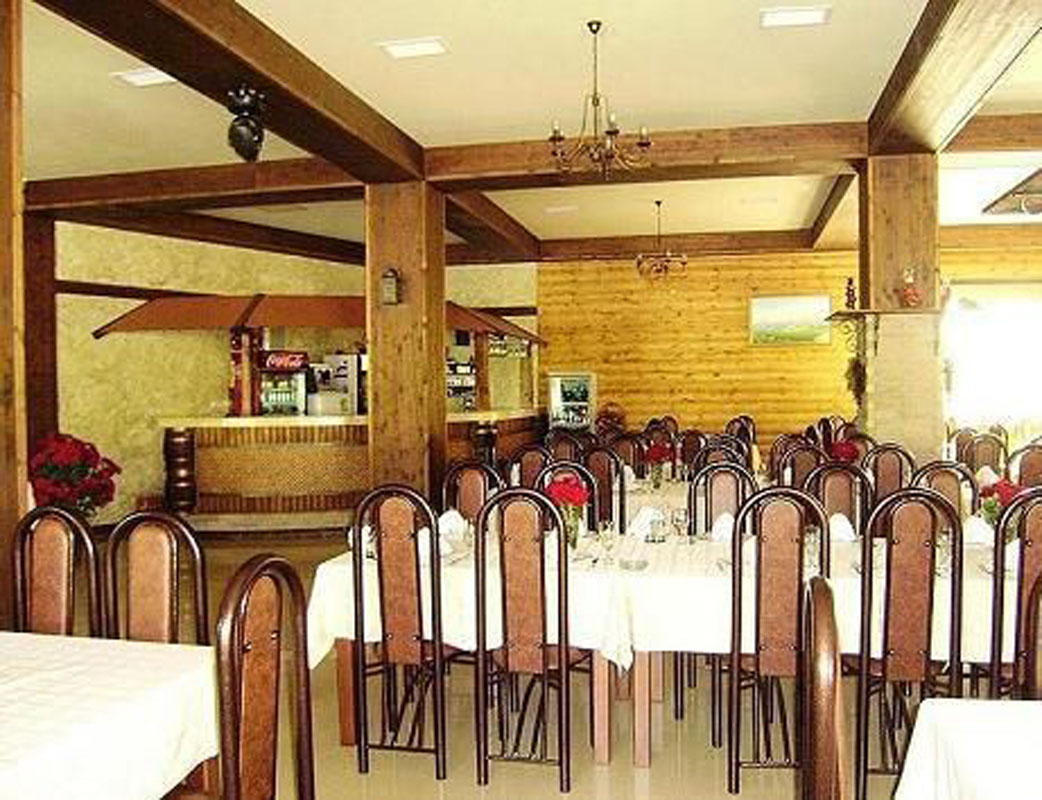 Основной зал — Амшенский двор 2