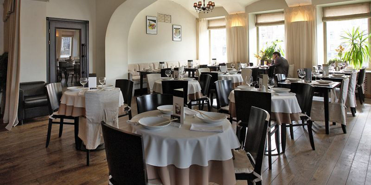 Второй зал — Ресторан Фиолет