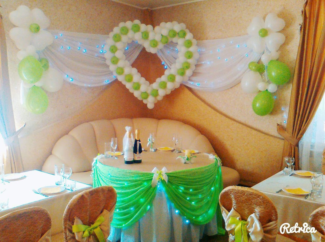 Основной зал — Чинар