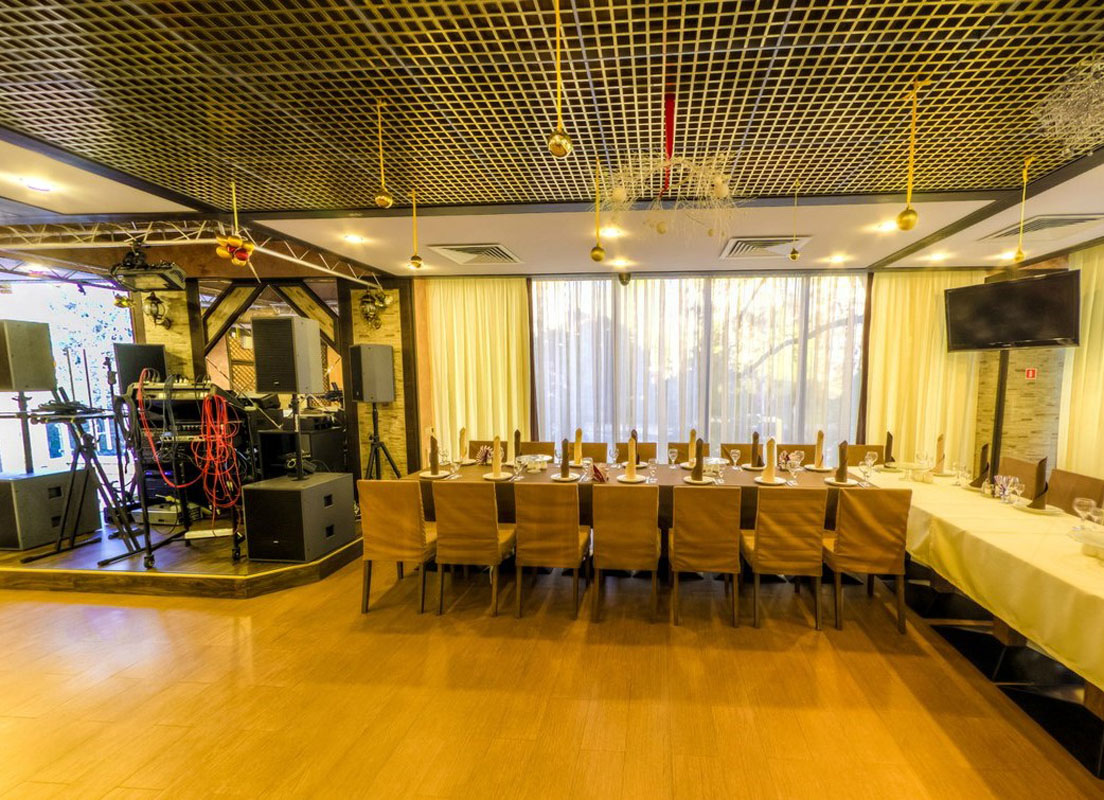 Основной зал — Легенда