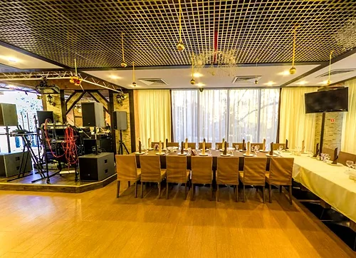 Основной зал — Легенда