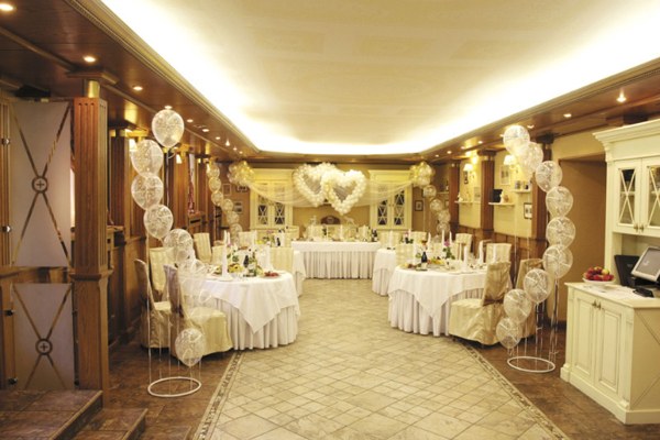 Логотип Ресторан Питер