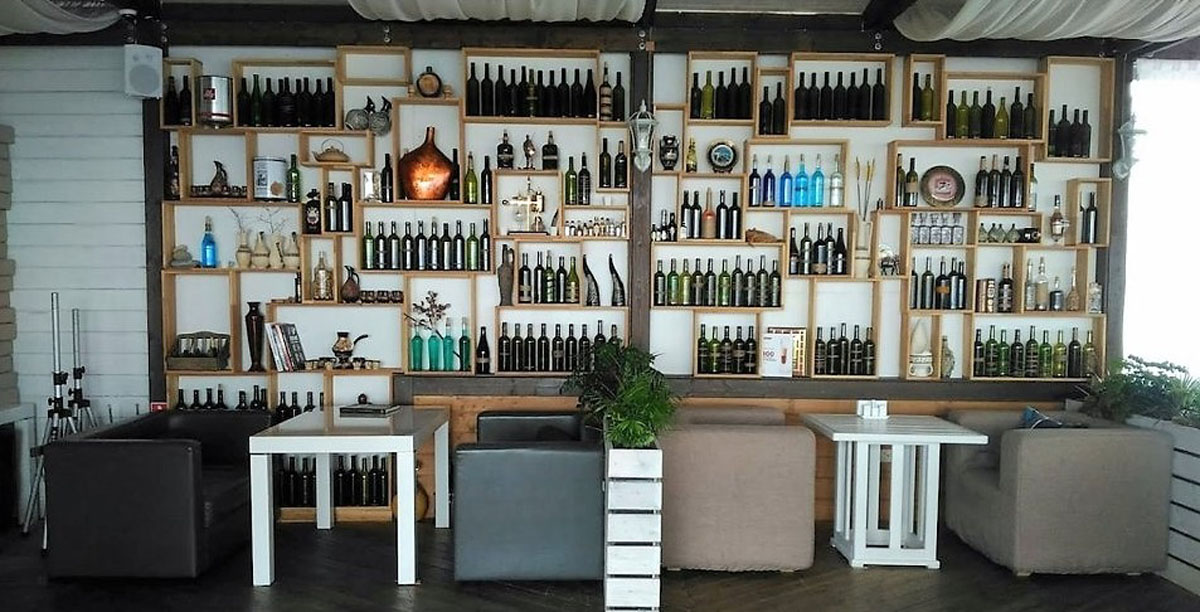 Основной зал — Каприз