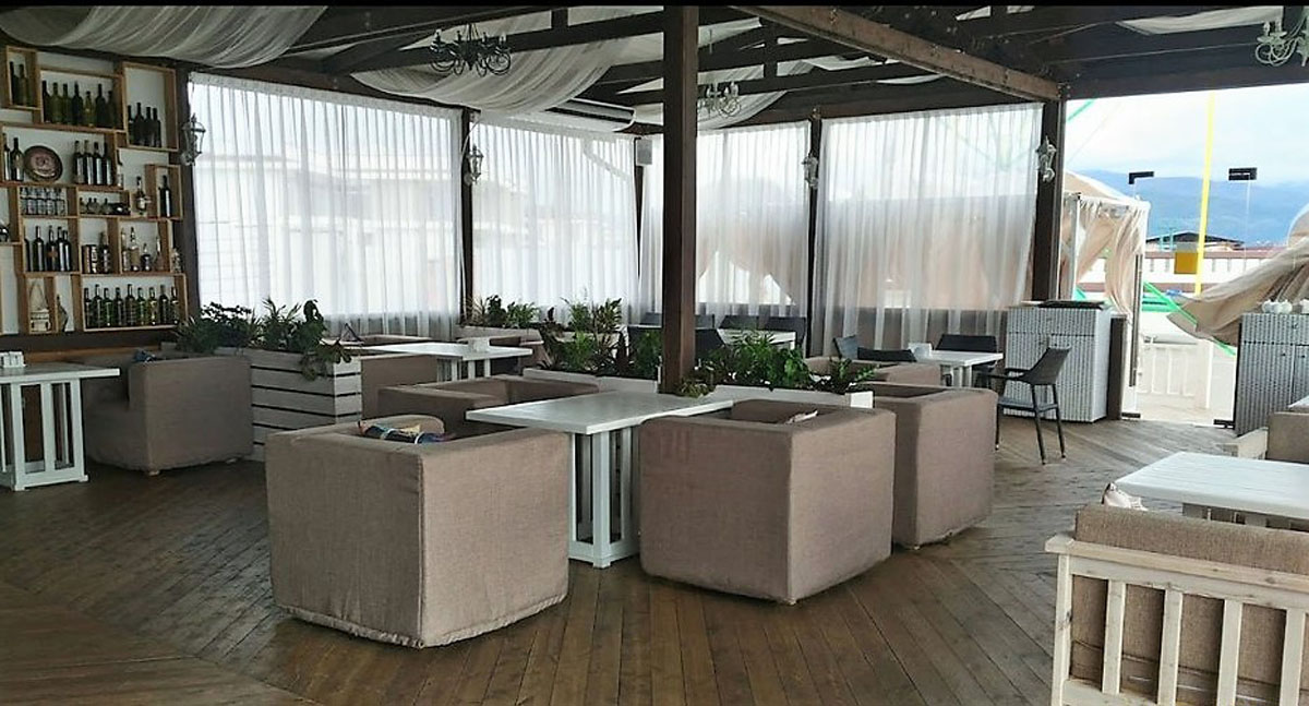 Основной зал — Каприз