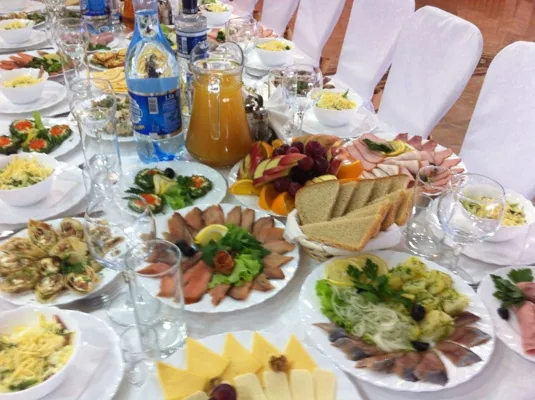 Основной зал