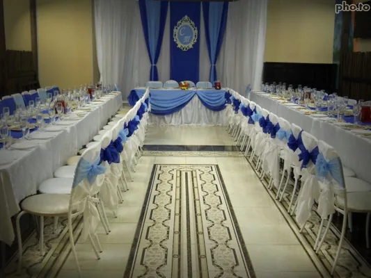 Основной зал